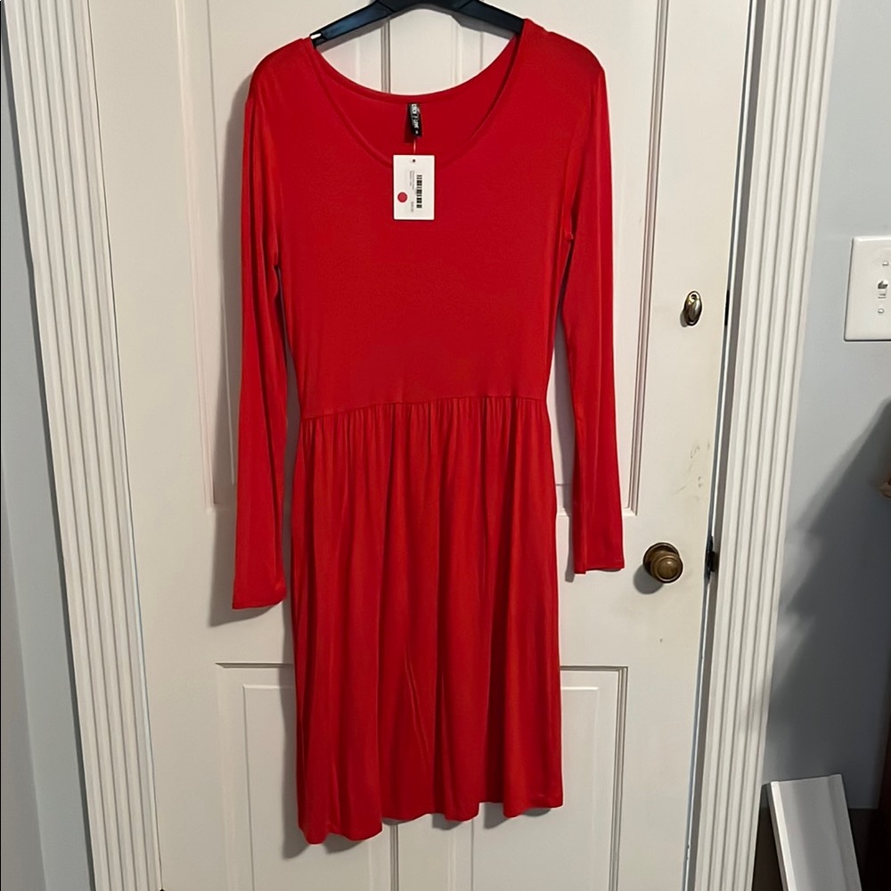 Elegant Red Long Sleeve Dress